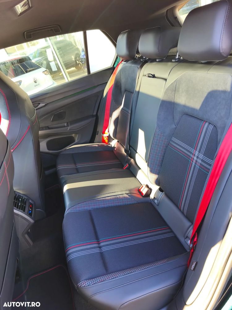 Volkswagen Golf GTI Edition 50 - 18