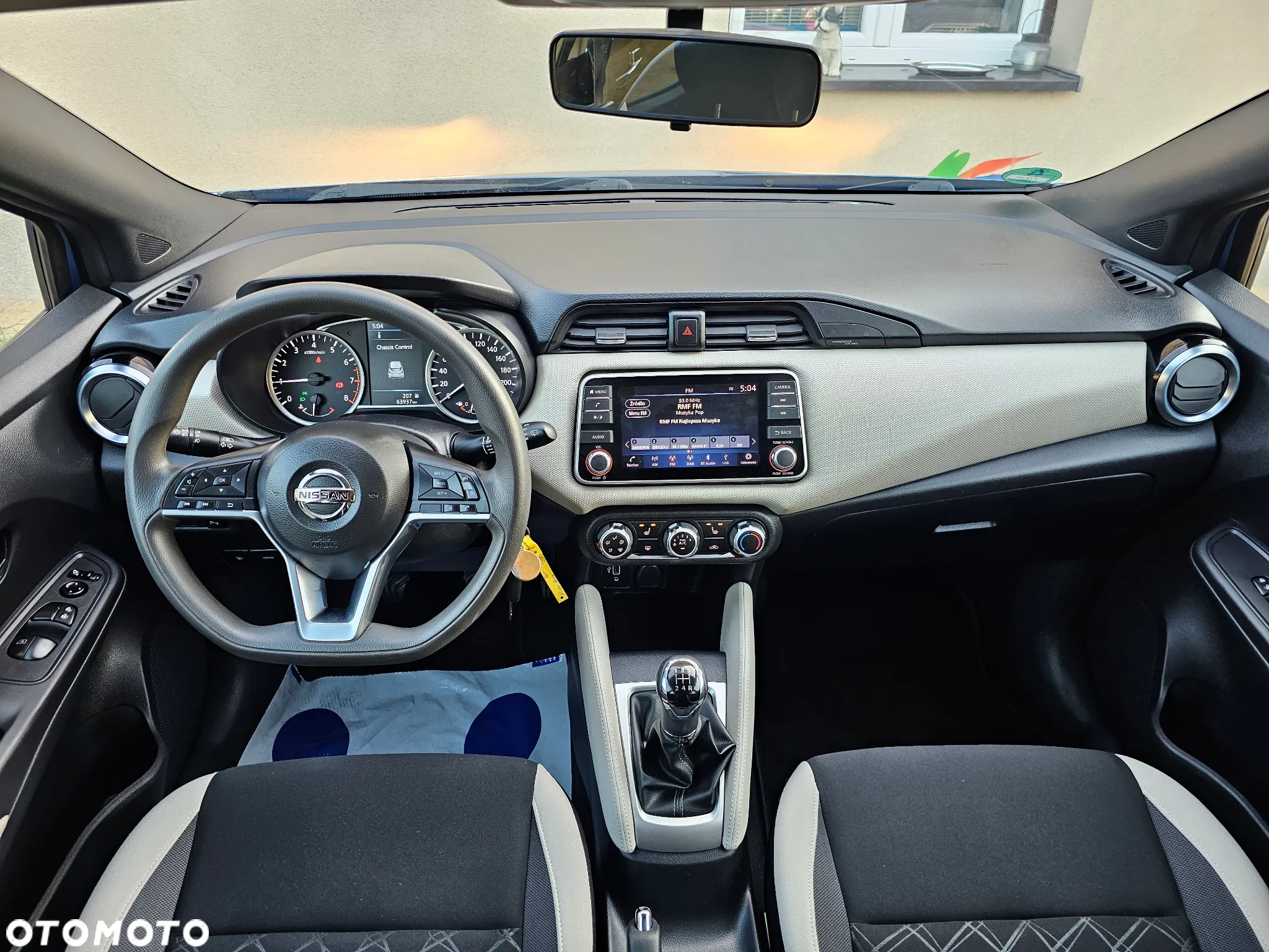 Nissan Micra 1.0 Visia Plus - 33
