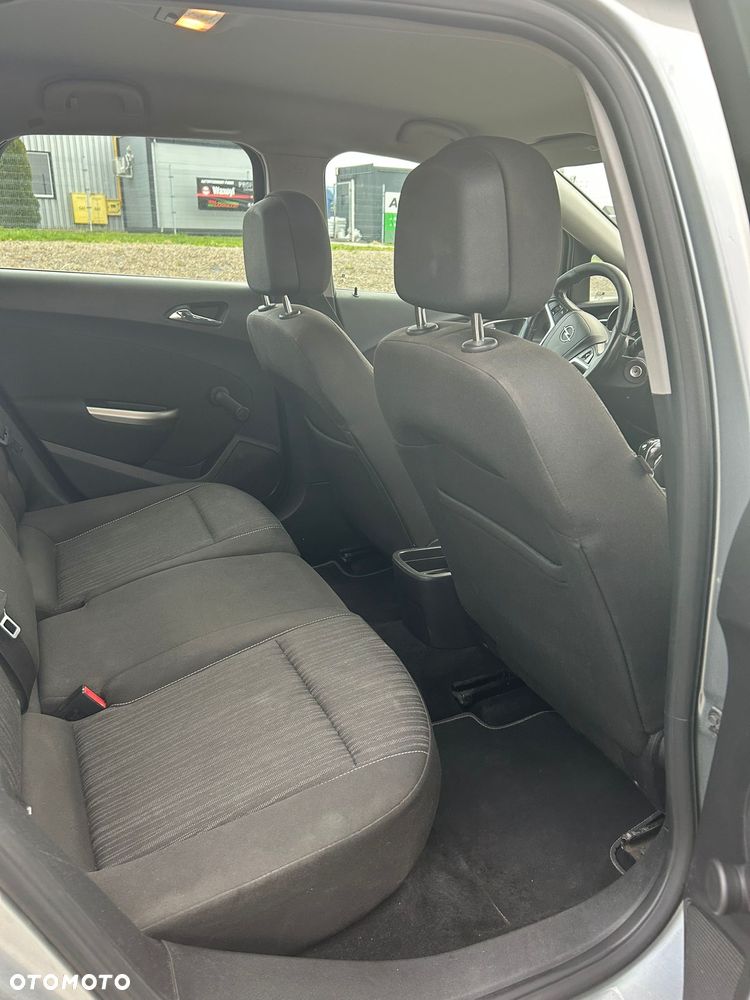 Opel Astra 1.7 CDTI - 23