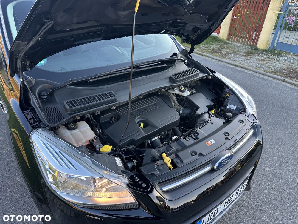 Ford Kuga 2.0 TDCi 2x4 Titanium - 29