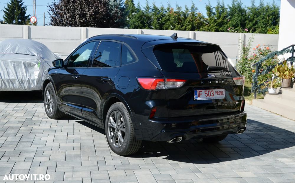 Ford Kuga 2.0 TDCi 2WD ST-Line - 37