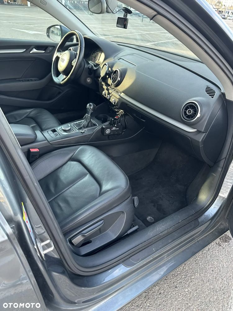Audi A3 Limousine 1.8 TFSI S tronic Ambiente - 19