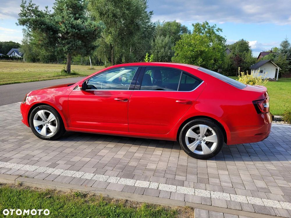 Skoda Octavia 2.0 TDI SCR 4x4 Style DSG - 14