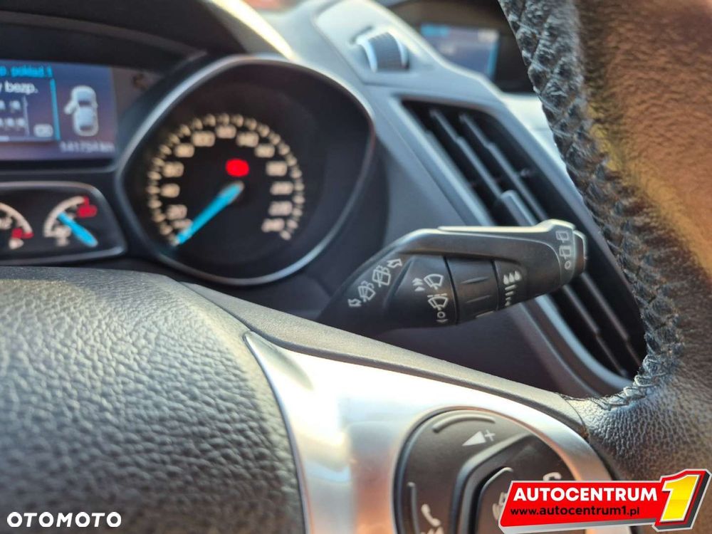 Ford Kuga - 24
