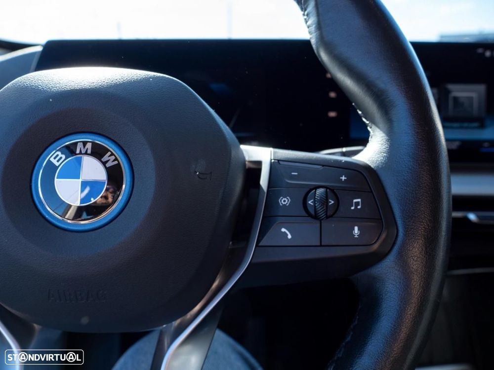 BMW iX1 xDrive30 - 34
