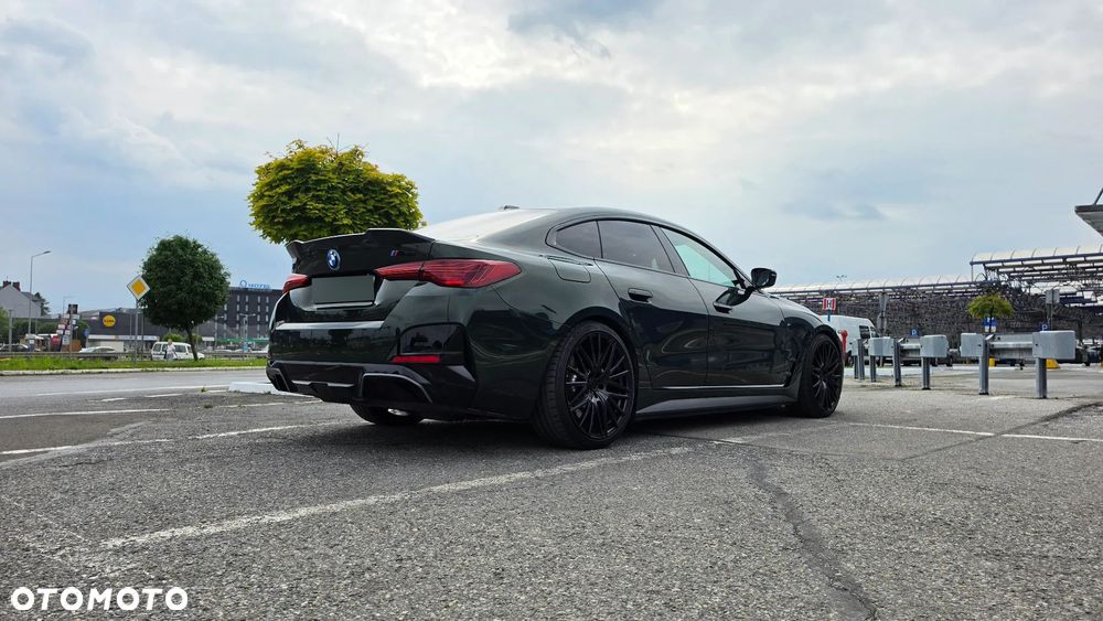 BMW i4 - 1