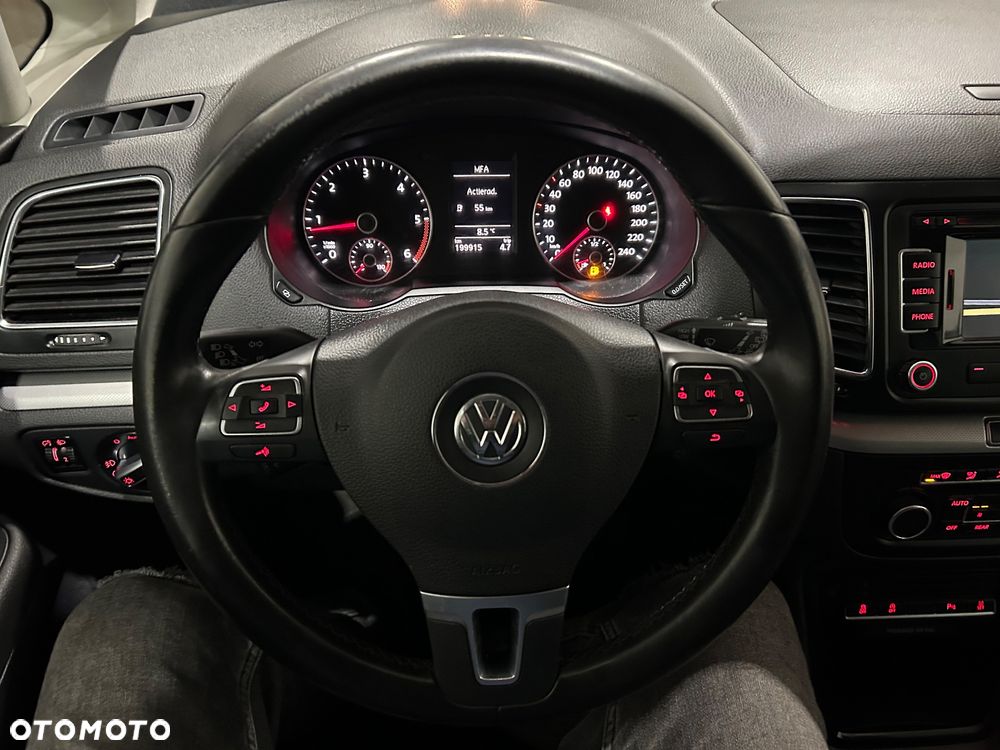Volkswagen Sharan 2.0 TDI BlueMotion Technology Highline - 32