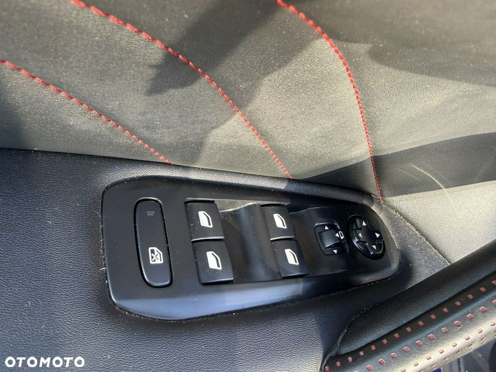 Peugeot 308 BlueHDi 130 EAT8 Stop & Start GT Pack - 27