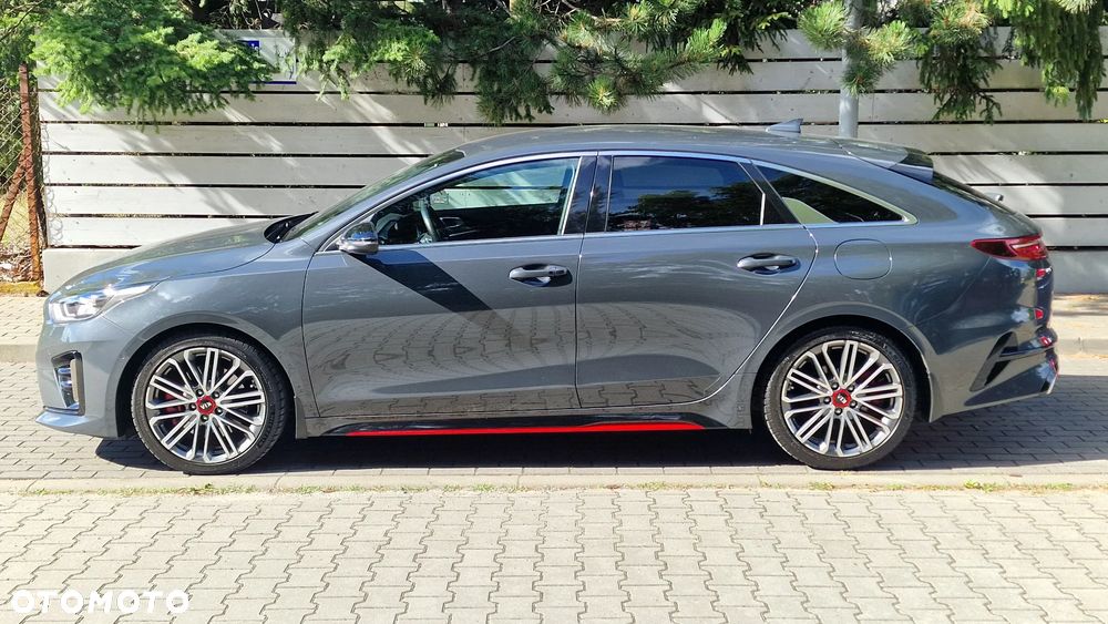 Kia ProCeed - 4