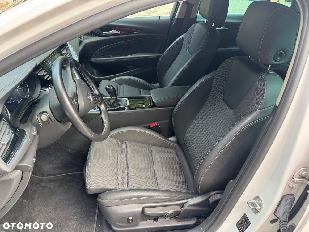 Opel Insignia 2.0 CDTI Cosmo S&S - 20