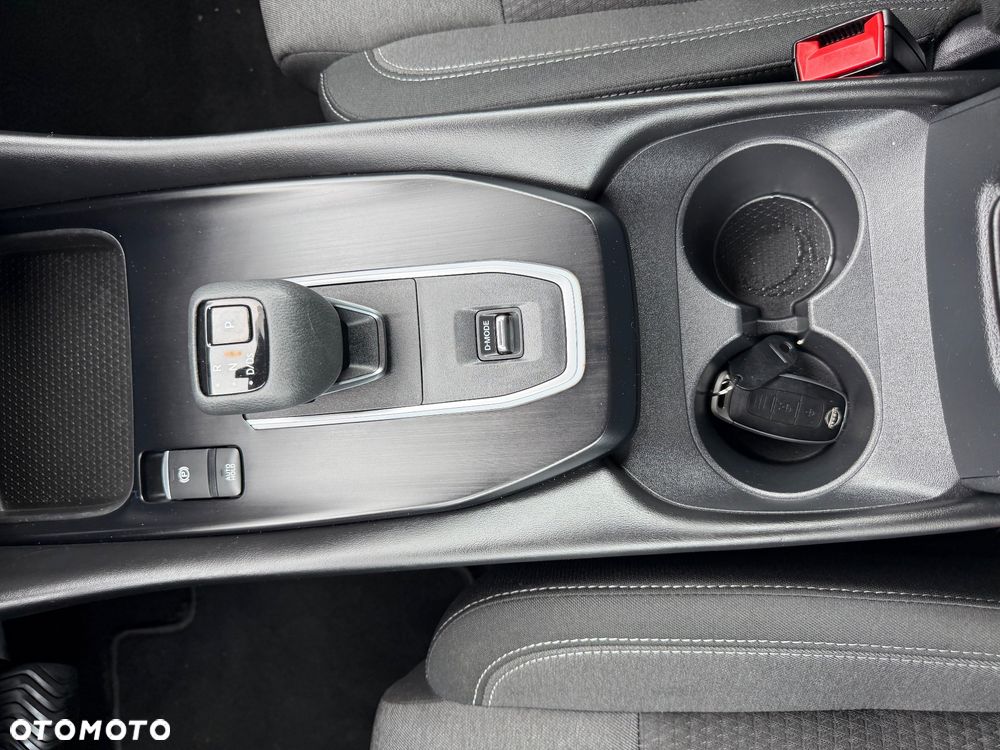 Nissan Qashqai 1.3 DIG-T MHEV N-Connecta Xtronic - 24