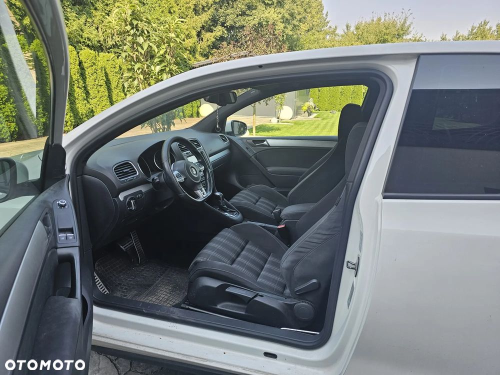 Volkswagen Golf 2.0 TDI GTD DSG - 14