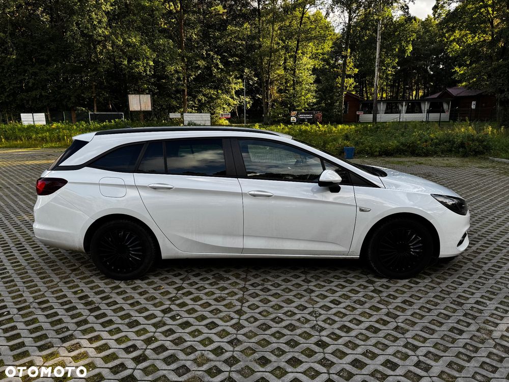 Opel Astra 1.2 T Ultimate S&S - 4
