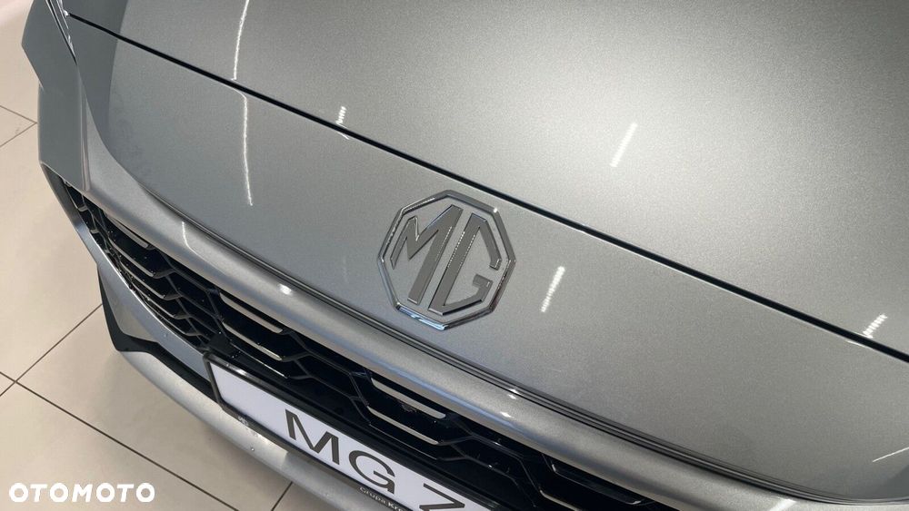 MG ZS - 6