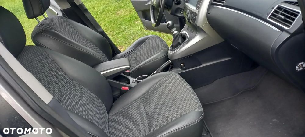 Toyota Verso 1.8 7-Sitzer Executive - 10