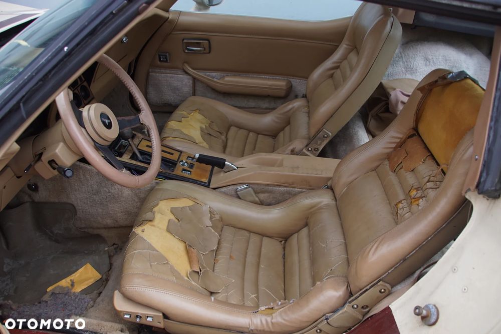 Auto na części 692106889 Chevrolet Corvette c3 1982 5.7 193 KM zderzak maska lampa szyba drzwi lusterko felgi skrzynia most fotele kolumna kierownicza rama - 15