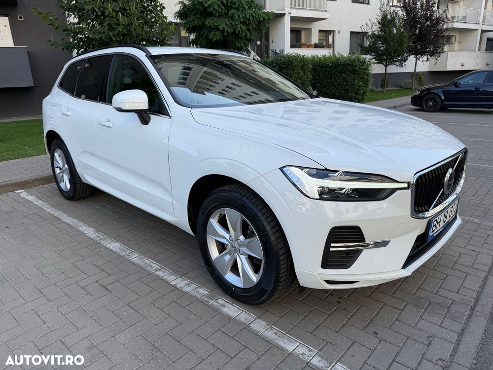 Volvo XC 60 B4 MHEV Momentum Pro - 1