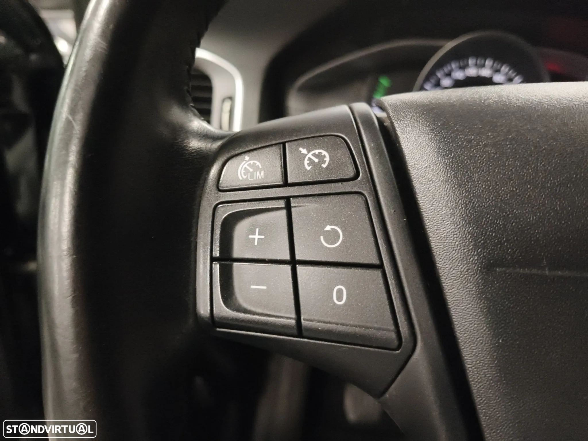 Volvo V60 1.6 D2 Drive Momentum Start/Stop - 15