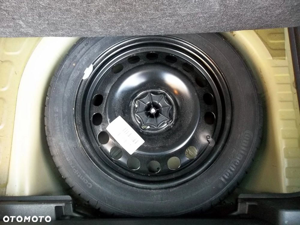 Opel Corsa 1.2 16V Cosmo - 17