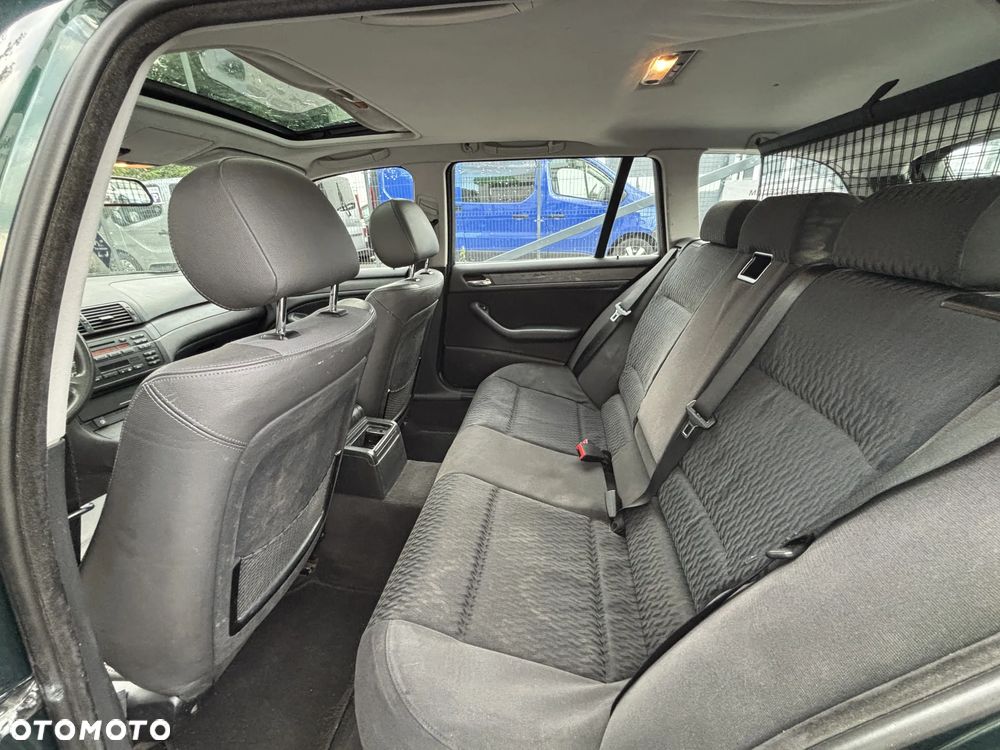 BMW Seria 3 - 37