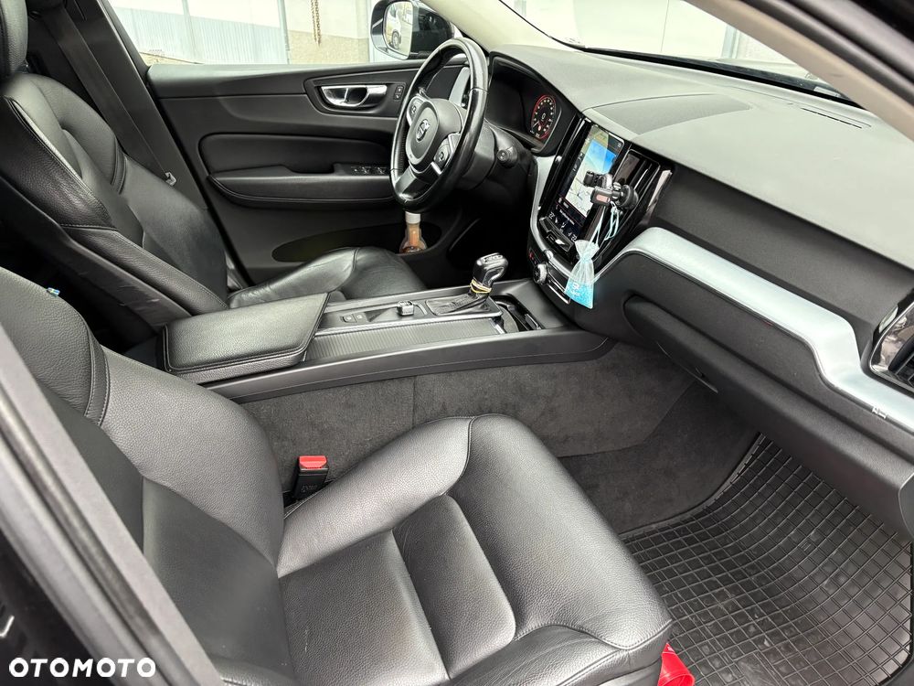 Volvo XC 60 D4 AWD Geartronic Momentum - 10