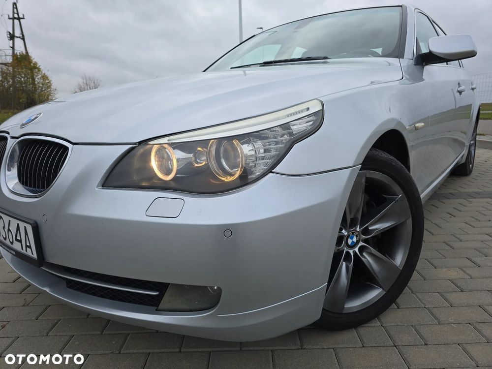 BMW Seria 5 530d xDrive - 7