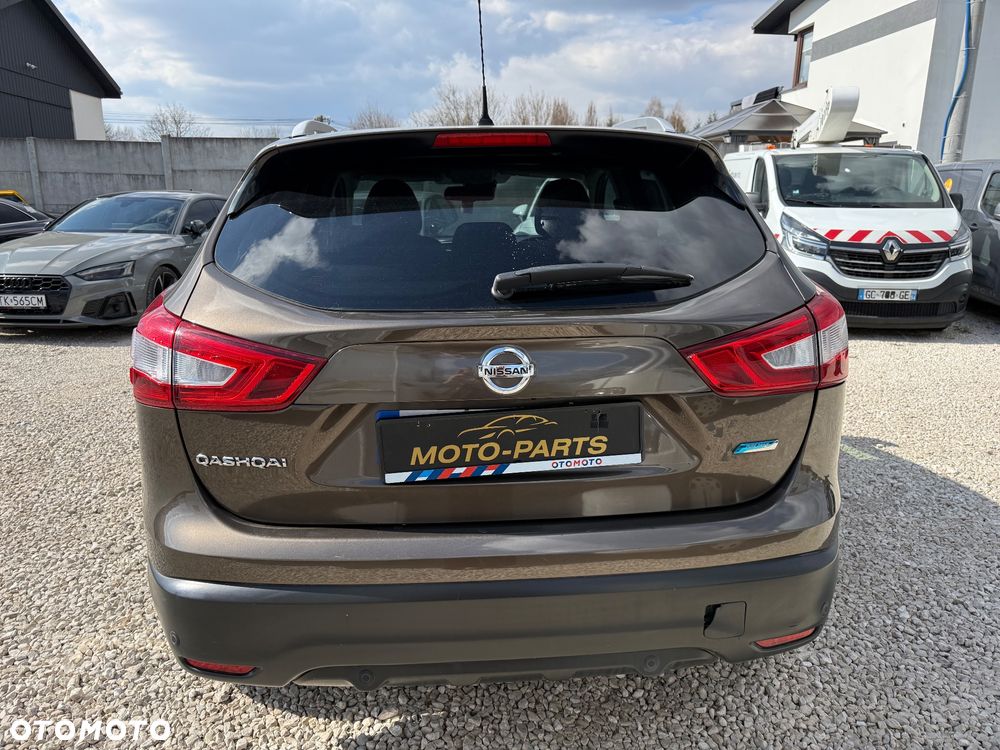 Nissan Qashqai - 2