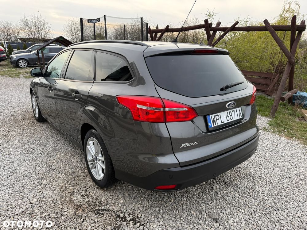 Ford Focus 1.6 TDCi DPF Trend - 13