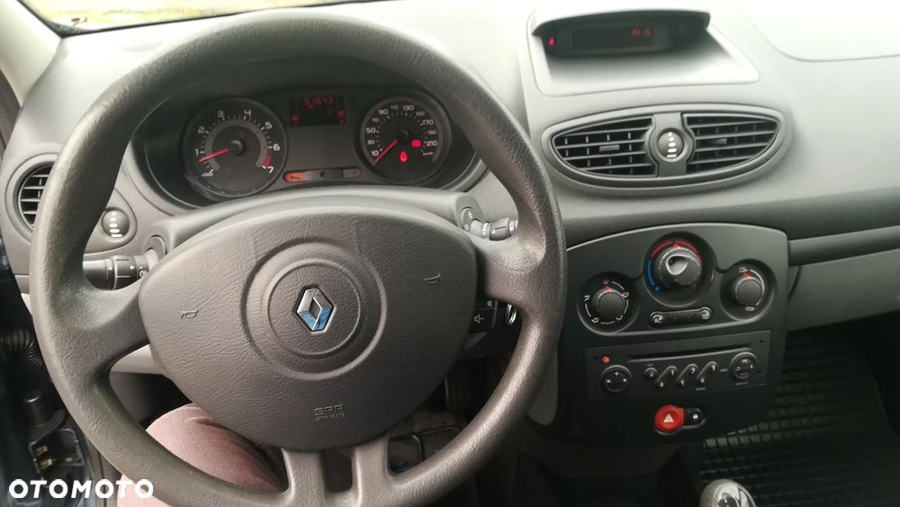 Renault Clio 1.2 16V Authentique - 13