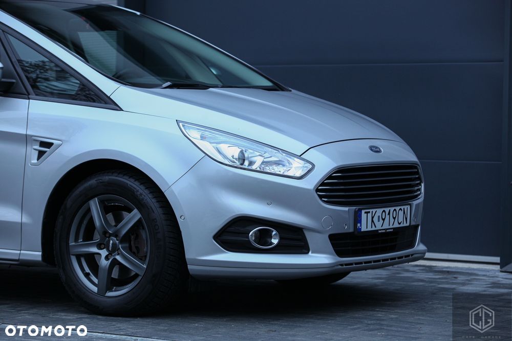 Ford S-Max - 27