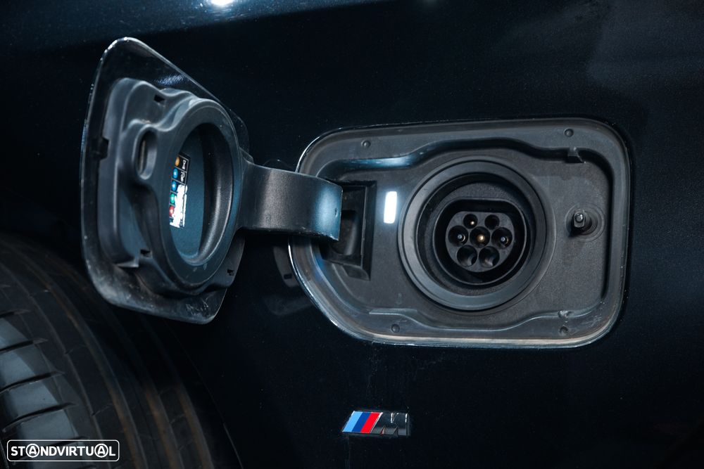 BMW 530 e Pack M - 19