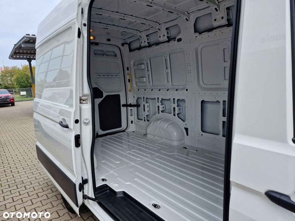 Volkswagen Crafter - 9
