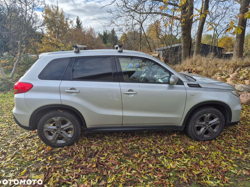 Suzuki Vitara 1.6 Premium 2WD - 2