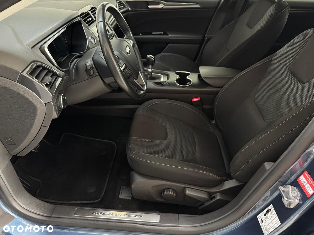 Ford Mondeo 2.0 EcoBlue Titanium - 31