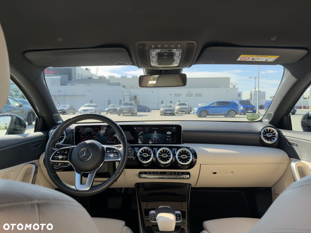 Mercedes-Benz Klasa A 200 7G-DCT - 17