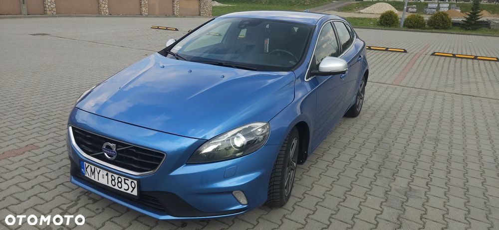 Volvo V40 D2 Drive-E R-Design Momentum - 2