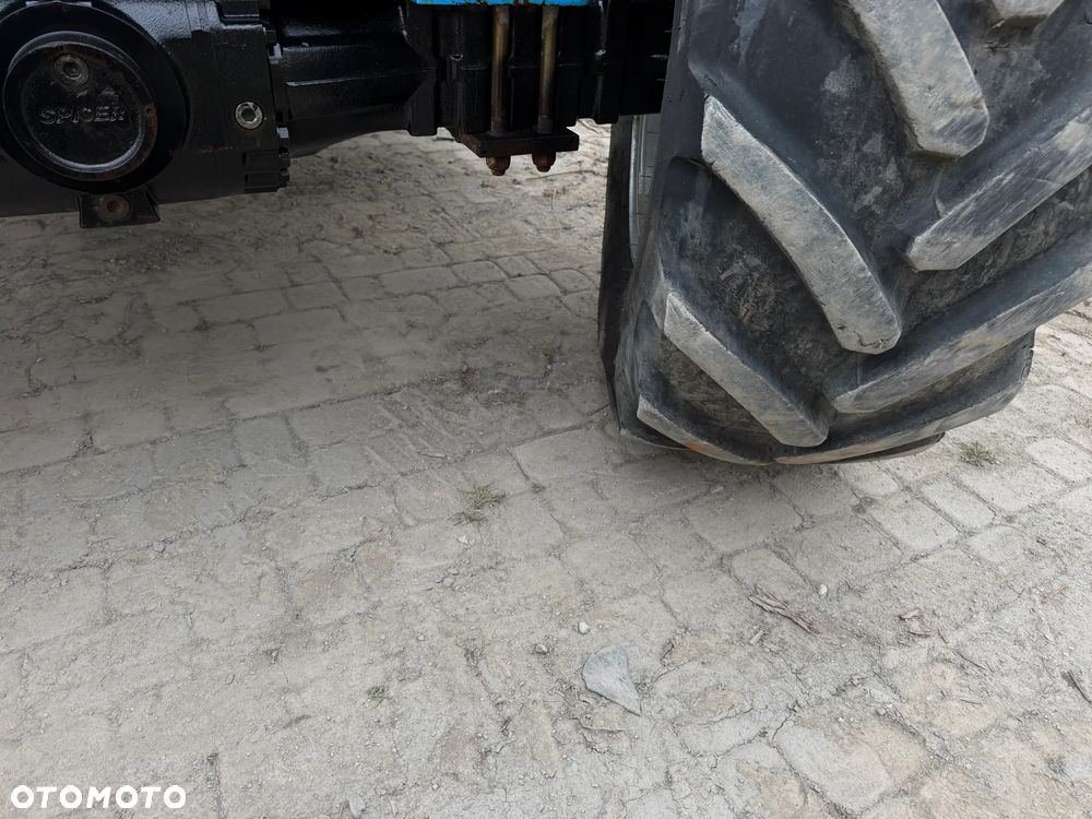 Manitou MT932 Ładowarka Teleskopowa dźwig wózek 9m. UDŹWIG 3,2 tony. Przebieg 2760 MTG jak Nowa z SALONU 2014rok z Norwegii z Gospodarstwa rolnego. Silnik PERKINS 100km. Serwisy w Dekra! Widły i łyżka. Ani deka luzu czy wycieku. OKAZJA! Jazda REWERS + 4 biegi. Skręt 3 tryby. - 36