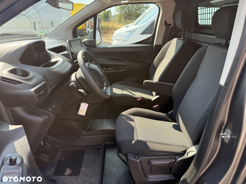 Peugeot PARTNER/Klima/PDC przód i tył/Nawigacja/Tempomat/Sensor świateł/Regał/ 230V gniazdko/import niemcy - 18