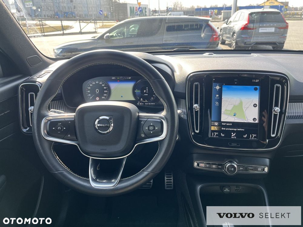Volvo XC 40 - 29
