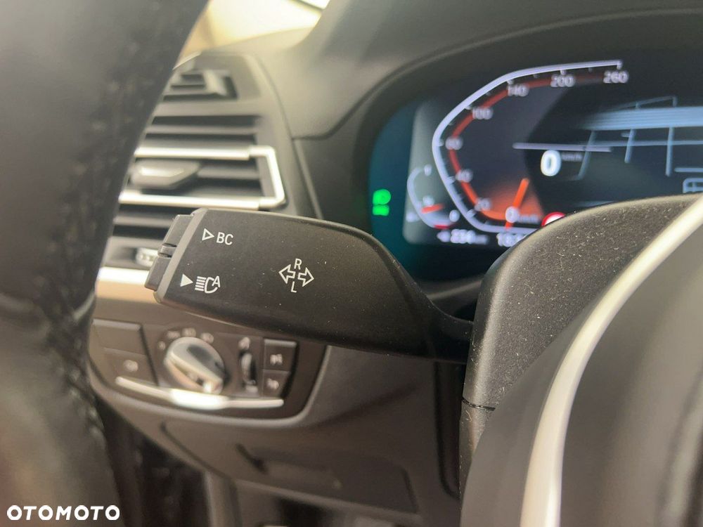 BMW X3 xDrive30i mHEV - 25