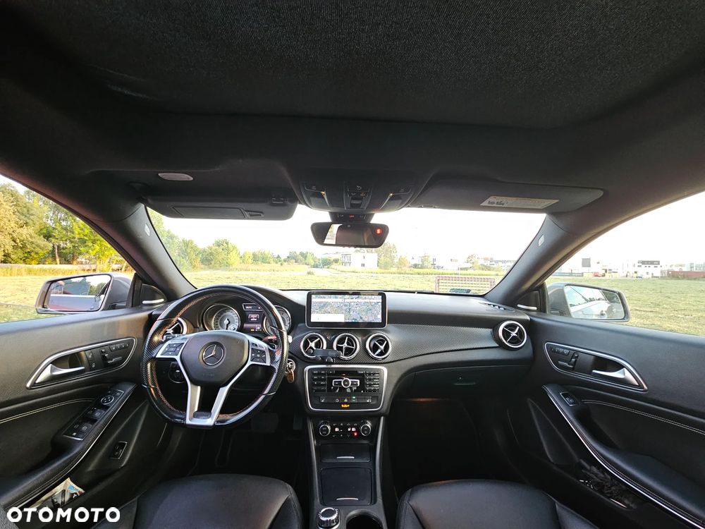 Mercedes-Benz CLA 250 7G-DCT - 10