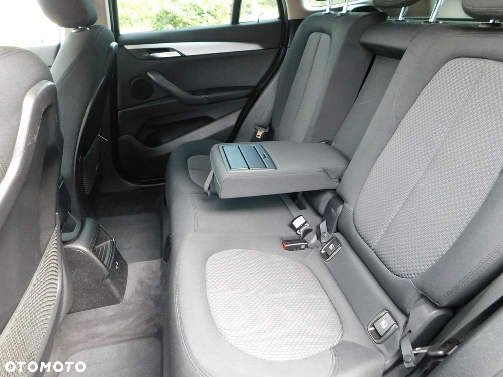 BMW X1 - 10