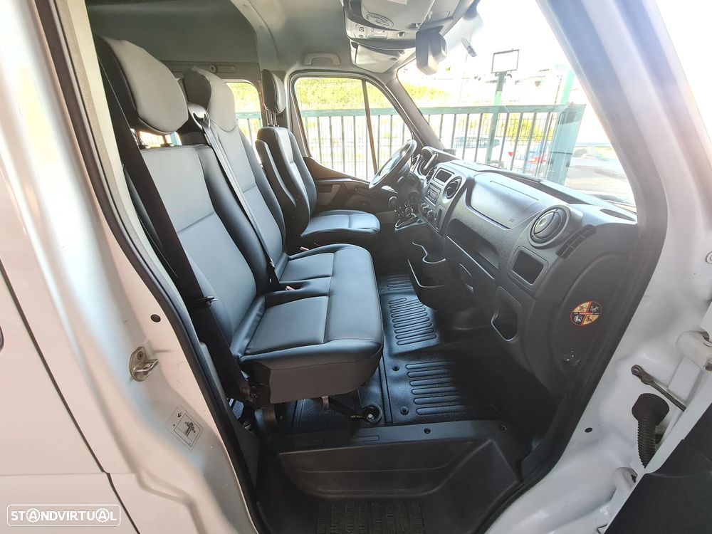 Renault Master L2H2 2.3 dCi 125cv – 7 Lugares – c/ IVA Dedutível - 36