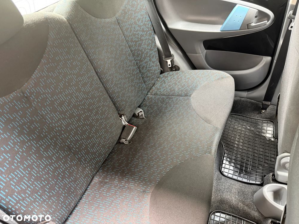 Peugeot 107 70 Petit Filou - 19