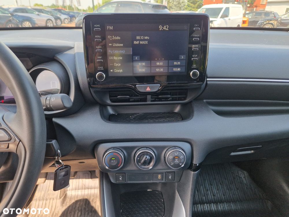 Toyota Yaris 1.5 VVT-i Comfort - 11