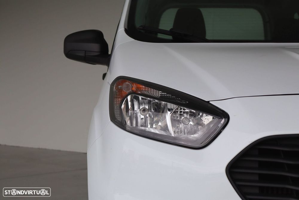Ford Tourneo Courier 1.5 TDCi Ambiente - 3
