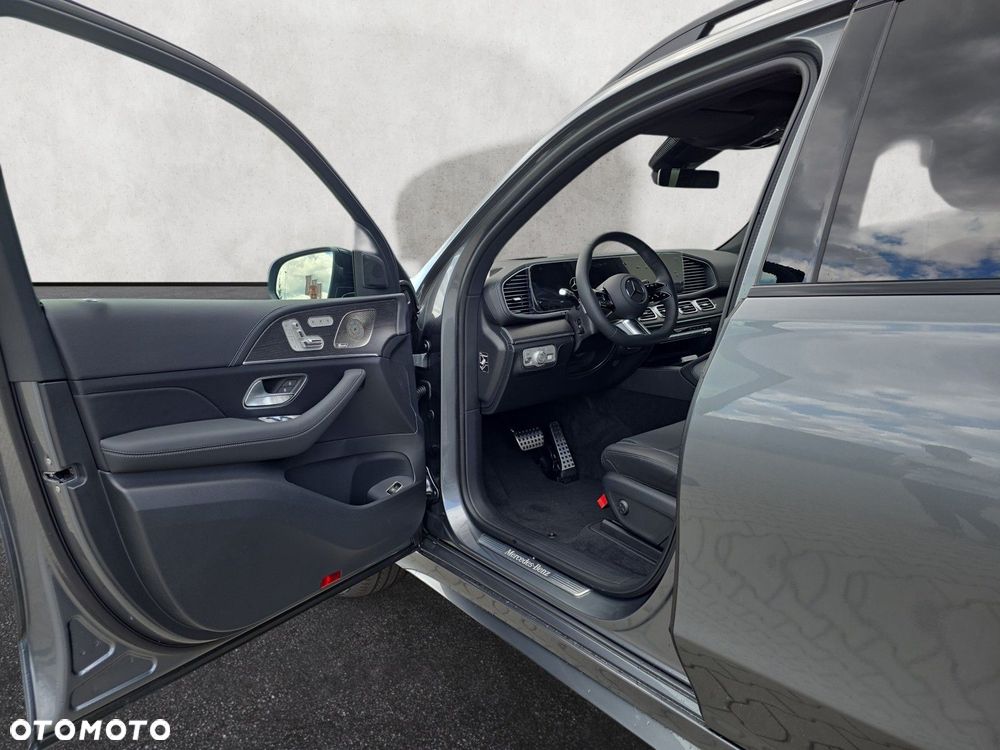 Mercedes-Benz GLE - 10