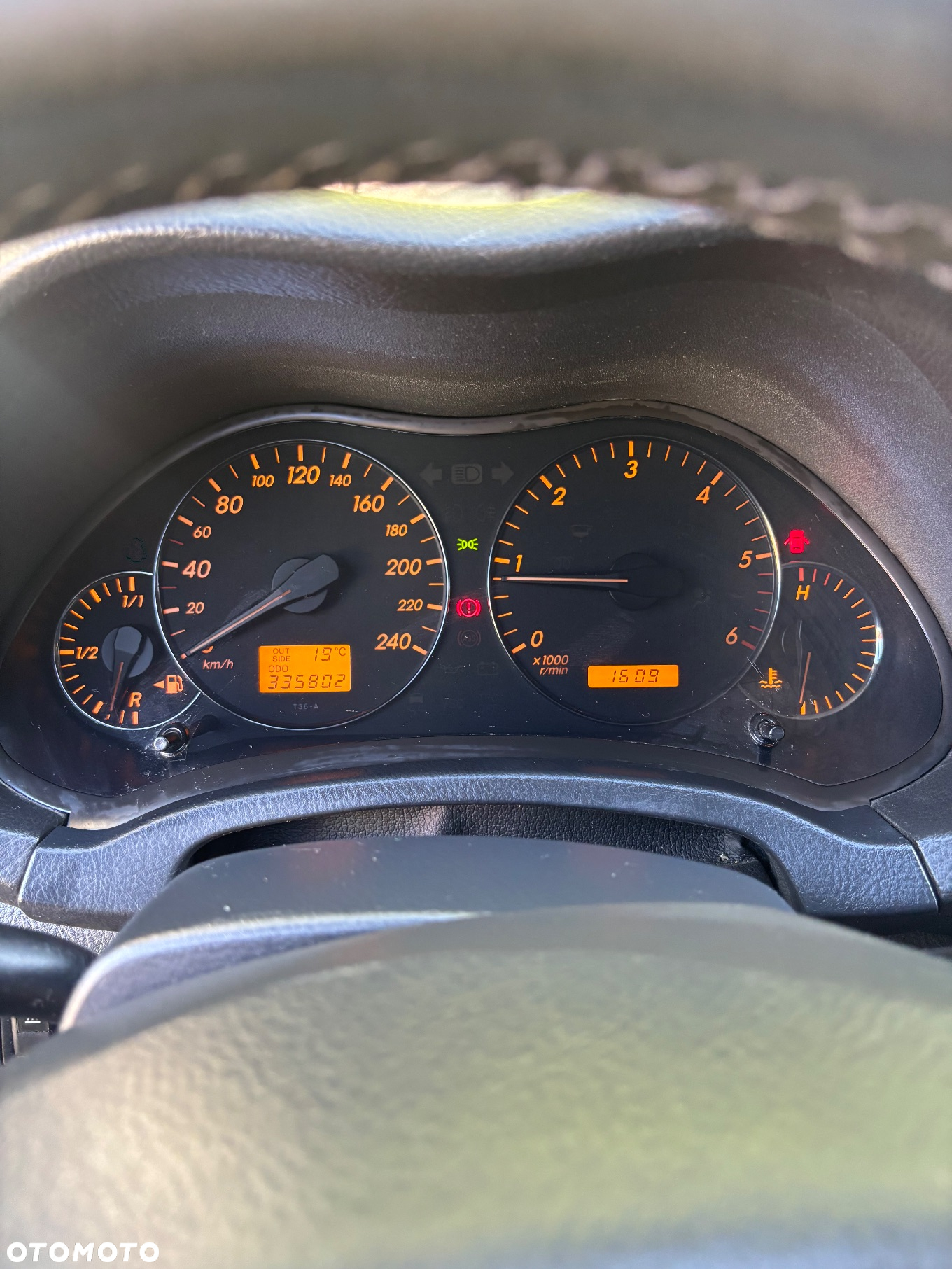 Toyota Avensis - 10