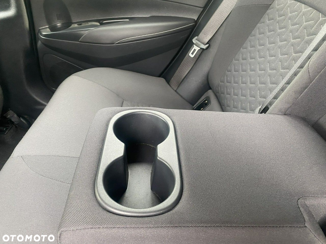 Toyota Corolla - 6