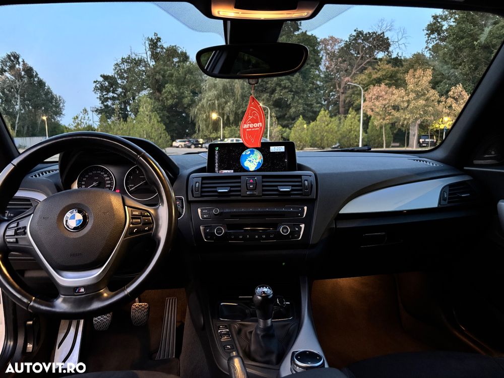 BMW Seria 1 120d xDrive - 14